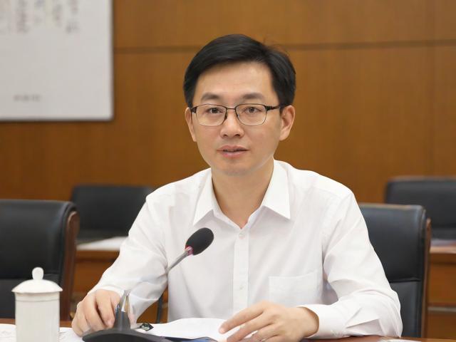 麦学进修课：“我都付出这么多了，按照我的意愿做很难吗？”